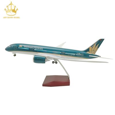 China China Business Gifts Model Aircraft Boeing 787 Vietnam Airlines 1:130 Flat Models for sale