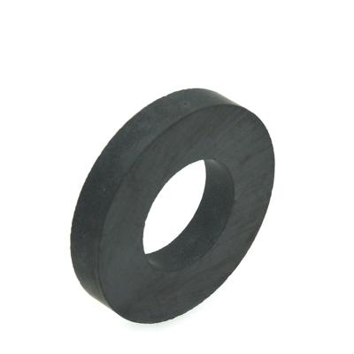 China Large Industrial Magnet Grade Y35 Ceramic Ferrite Ring Magnet For Science Experiment for sale