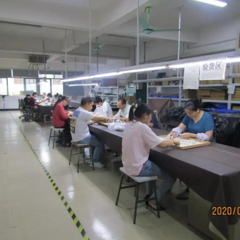 Verified China supplier - Yiwu Xiaxi Jewelry Factory