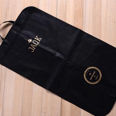 China Black Color Non Woven Fabric Suit Bag Men Garment Bag Eco - Friendly Tote for sale