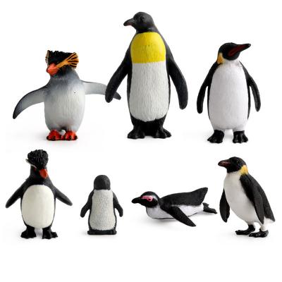 China 2-4 inch Penguin Figurines Verzamelgoed 7 PCS Niet-giftige materialen Penguin 3D Model Te koop