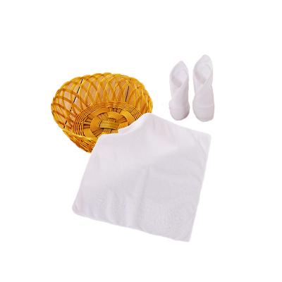 China 30*70 Eco-friendly Sustainable Customized Size Face Towel Hotel Small White Hand Towel for sale