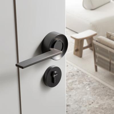 China [Door Handles Hotel Zinc Alloy Interior Door Lock] With Safety Key Lock Around Black Door Handle For Family New Design for sale