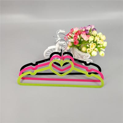 China Fashion Height 40cm Kids Velvet Hanger Eco-friendly Wholesale Multicolor Velvet Assembled Hangers for sale