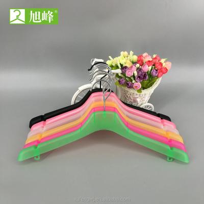 China Untislip Hangers Wholesale Design Cheap Non-slip Adult Hanger Dull Polish Color Plastic Changeable Hook for sale