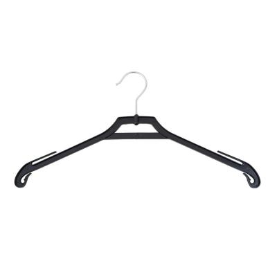 China New arrivals multifunctional plastic hangers disposable plastic hanger anti slip and cheap plastic disposable laundry hangers for sale