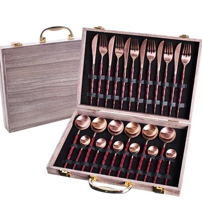 China Sustainable Portugal Royal And Luxury Style 304 Stainless Steel 24pcs Cutlery Set For Wedding And Parties for sale