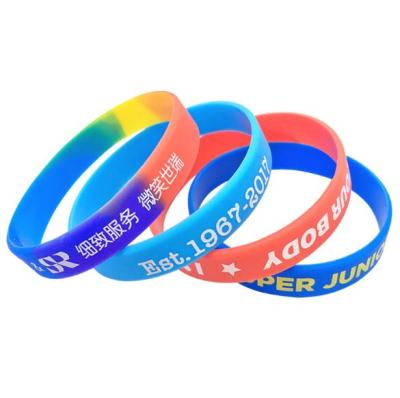 China Custom Silk Print Debossed Fitness Sports Marathon Event Silicone Wristband Rubber Wristband Sports Promotion Gift Items for sale