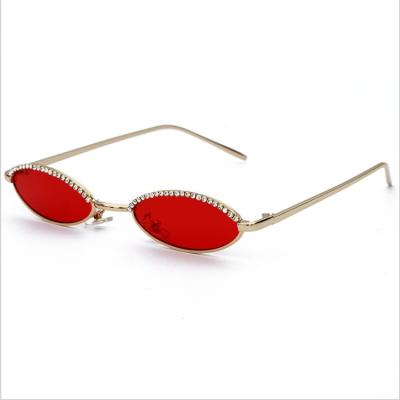 China European fashion sunglasses and American personality diamond sunglasses shape retro men and women cat eye sunglasses small frame oval sunglasses for sale