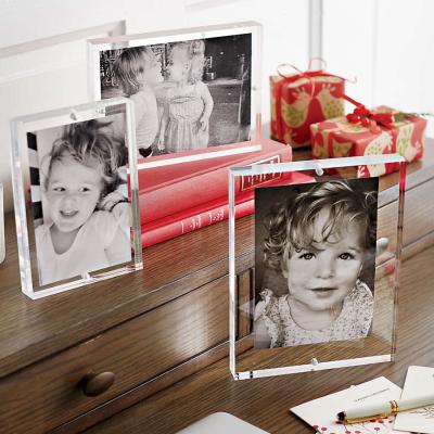 China 5x7 8x10 Desktop Photo Frame High Magnetic Acrylic Wholesale Clear Acrylic Wall Frame for sale