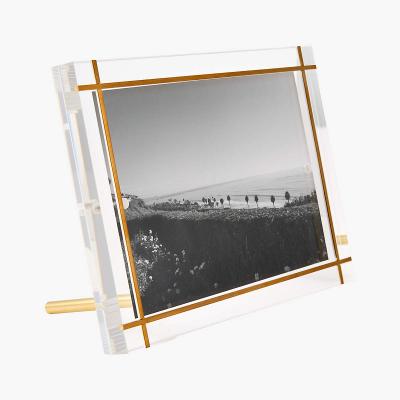 China Wholesale custom magnetic acrylic frame high quality clear acrylic photos shadow box frame picture display for sale