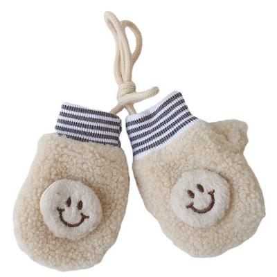 China ZG Korean Style Baby Mittens Simple Winter CSI For Kids New Full Fleece Lined Warm Halter Smiley Face Knitted Baby Finger Gloves for sale