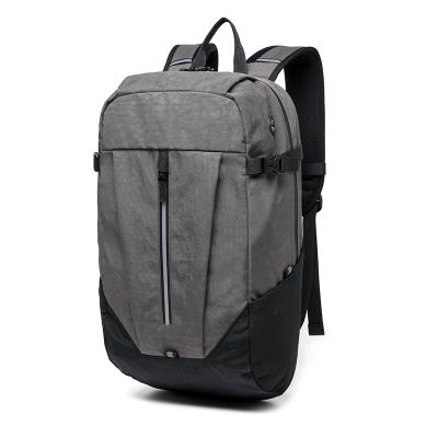 China Wholesale Outdoor Men's Fashion Backpack Luxury Backpack Travel Trekking 30L Waterproof Running Wasserdicht Rucksack for sale