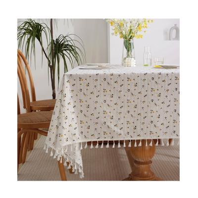 China Waterproof factory outlets crochet tablecloth fancy checkered party decorative linen cotton table cloth for table for sale