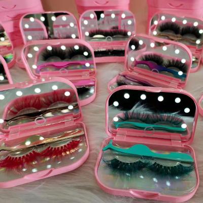 China 25-30 Times Eyelashes Case With LED Light Tweezers Lash Set 1 Pair Tray Eyelash Fashion Convenient Boxes For Mink Lashes for sale