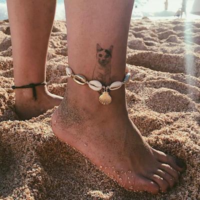 China Gold Handmade Fashion Conch Charm Natural Barefoot Sandals Shell Pendant Anklet Beach Anklet For Women Boho Handmade Foot Jewelry for sale