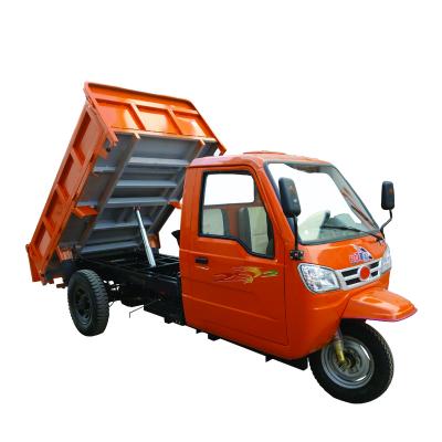 China Cargo Cargo Diesel Engine Tricycle With Enclosed Cabin And 18hp 3 Ton Rated Loading for sale