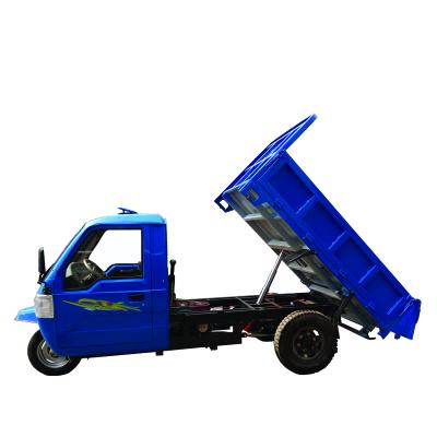 China 28hp Cargo Diesel Engine Tricycle For Cargos Transportation With Closed Cabin for sale