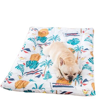 China 2021 Travel Cooling Mat Pet Cats Cooling Blanket Travel Pet Bed Dog Sleeping Blanket Sleep Pad Keep Pampers Cool Comfort For Kennel for sale