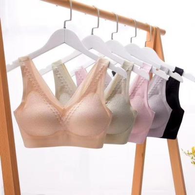 China Hot New Style Breathable Latex Lingerie Hot Latex Push Up Pad Comfortable Lace Bra for sale