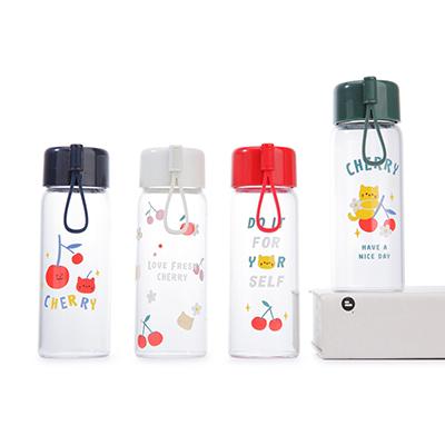 China Viable Wholesale Promotion Gift Drinking Clear Water Bottle Eco-friendly Insulated Glass Water Bottle With Customized Lid for sale