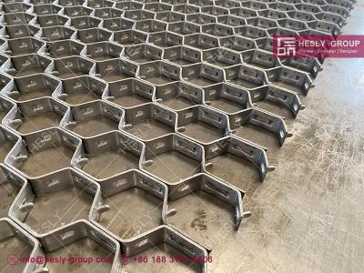 China SS304 14 Gauge 50mm hexagonal mesh H type Hex Metal Grating | USA Hex Metal for Refractory furnace lining for sale