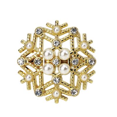 China Sustainable Snowflake Napkin Rings Pearl and Rhinestone Napkin Holder Ring for sale