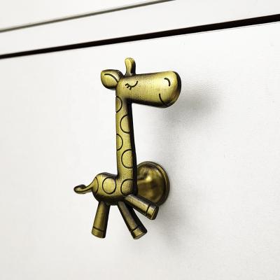 China Modern Giraffe Cabinet Knobs Children's Pet Drawer Handles Animal Knobs for sale