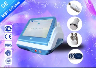 China Máquina portátil do emagrecimento do corpo do laser de Lipo da cavitação do vácuo da máquina do ultrassom com Rf para o aperto da pele à venda