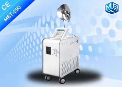 China Peladora del jet del oxígeno del agua con Dermabrasion + la máquina facial del RF multifuncionales en venta