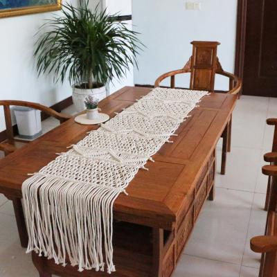 China Beautiful Decoration Hand - Woven Fancy 200*32CM Boho Wedding Macrame Table Runner For Dining Room Coffee Table Decoration for sale