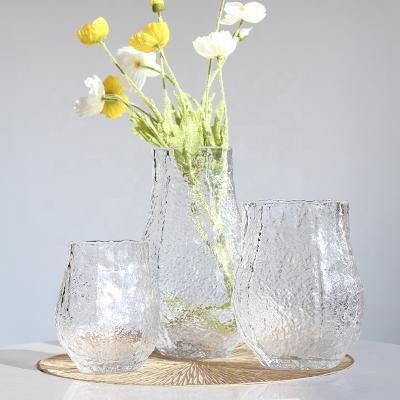 China Art Decor Ripple Texture Glass Vase Modern Nordic Wedding Decor Home Gifts Clear Mouth-Blown Small for sale