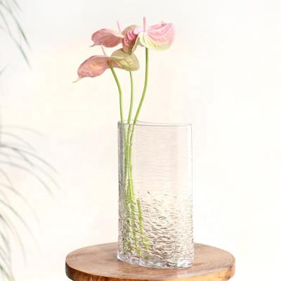 China Wholesale Modern Curved Shape Wavy Texture Clear Flower Vases For Restaurant Office Wedding Home Decoration Gifts for sale