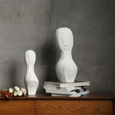 China Minimalist Ceramic Decoration Style Man Statue Table Top Decor Home Accessories for sale