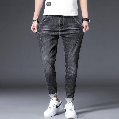 China Sustainable Autumn New Youth Slim Straight Denim Pants Korean Style Mens Jeans for sale