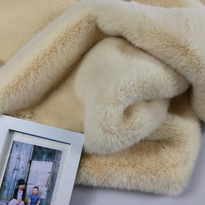 China Luxurious Washable Yellow Faux Fur Fabric High Grade Warm Soft Super Soft Faux For Teddy Bear Fur Fabric for sale