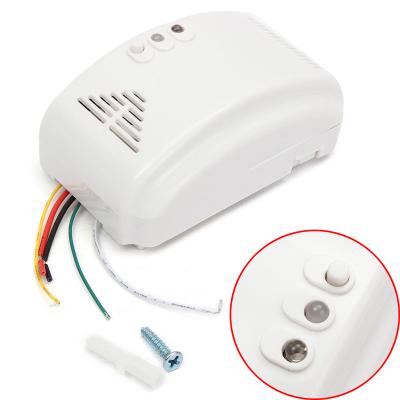 China Wall Mounted Automatic Gas Leak Detector For House Security 13.5*10.8*5.6cm for sale