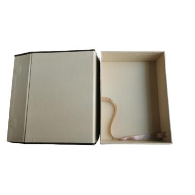 China Recycled Materials Black Flat Packing Rigid Cardboard Book Shaped Lid Closure Folding Magnetic Gift Box for sale