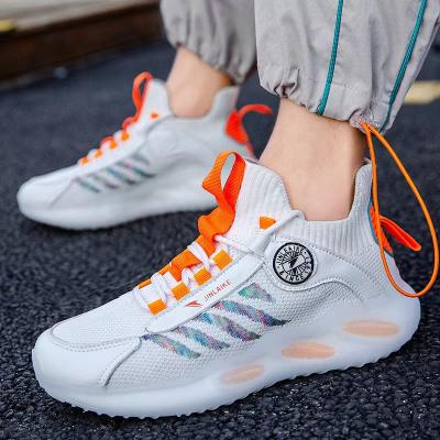 China CUSHIONING 2021 new design summer trend blade air running sports shoes, men's casual shoes for sale