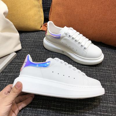 China CUSHIONING High Quality White Shoes Mens White Sports Shoes Fashion Shoes For Women for sale