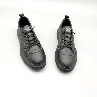 China High Quality Lightweight Shoes For Men With Custom Made Competitive Price Logo Sneakers White And Black for sale