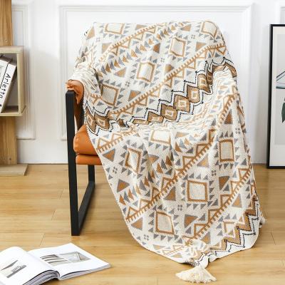 China Bohemian Jacquard Sofa Blanket Throw Acrylic Nap Covers Winter Fall Decorative End Bed Travel Ortable Custom Blanket Beach Towel for sale