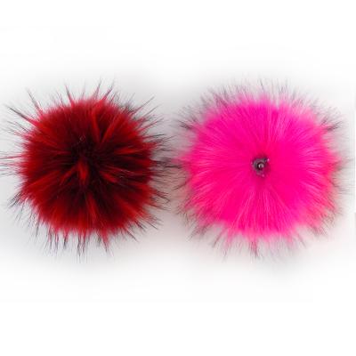 China Custom Beanie With Fur Ball Waist Faux Raccoon Auto Fur Pompom Winter Upholstery Fur Ball Case With Snap for sale