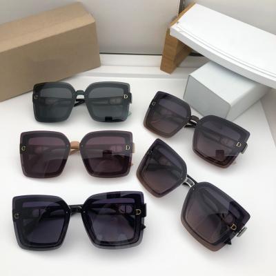 China New D's starry sky fashion sunglasses ladies home frame big polarized thin simple sunglasses ladies fit modern sunglasses for sale