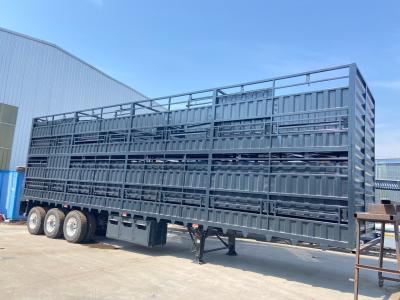 China 3 Axle Bulk Cargo Transport Semi Truck Livestock Truck Trailers With Double Star Tires for sale