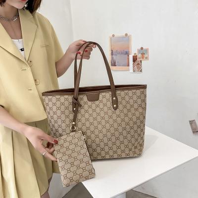 China 2021 Lady's New Versatile Vintage Casual Tote Bag One Shoulder Printed Portable Women's Bag for sale