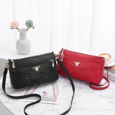 China High quality IOS ladies new small fashion print large capacity Korean messenger one shoulder leather bag for sale