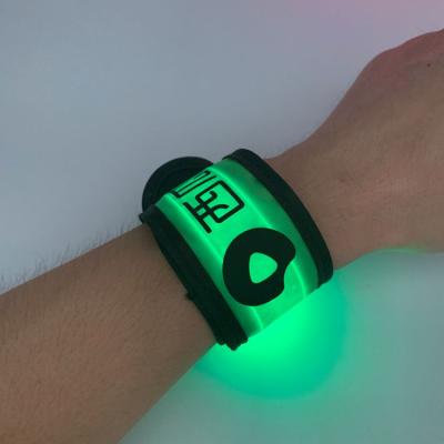 China On 2018 new products led rechargeable armband light for working for sale