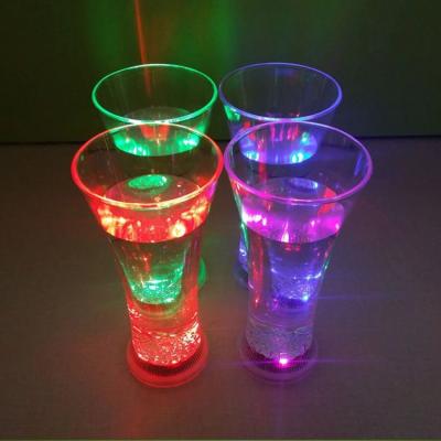 China New Party Gift 2019 Popular Supplies Polystyrene Colorful Led Flashing Mug for sale