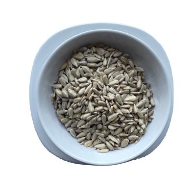 China Raw Material Confectionery Dry Wholesale Edible Sunflower Seed Kernels for sale